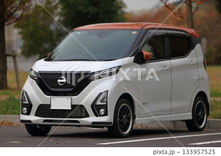 白い軽自動車 イメージ 白い軽自動車 イメージ 133957525