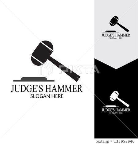 Hammer of a judge icon vector 133958940