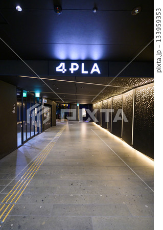 札幌4丁目プレイス-4PLA-のポールタウン側入口 札幌4丁目プレイス-4PLA-のポールタウン側入口 133959353