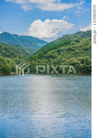 浜松市の都田川ダムの風景(静岡県) 133960935