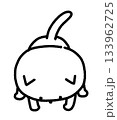 ストレッチする猫の線画イラスト 133962725