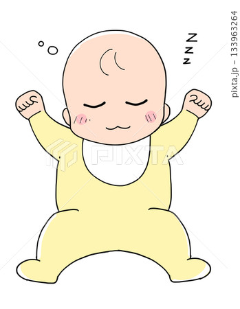 あおむけですやすや寝ている赤ちゃん 133963264