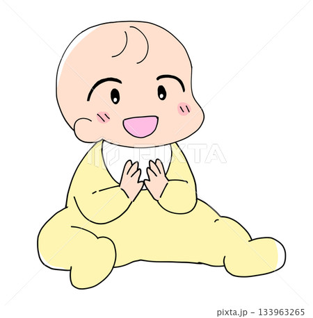 笑顔で手を叩いている赤ちゃん 笑顔で手を叩いている赤ちゃん 133963265