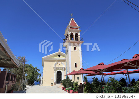 丘の上に立つズードコス・ピギ聖教会, ザキントス, ギリシャ 133968347