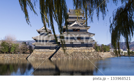 2025年11月29日秋晴れの松本城 133968521