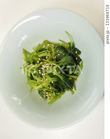 三つ葉のお浸し、妻の手作り家庭料理、家庭で楽しむ夕ご飯、幸せ家族 三つ葉のお浸し、妻の手作り家庭料理、家庭で楽しむ夕ご飯、幸せ家族 133968718
