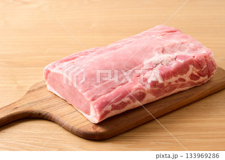 豚ロース　2キログラム 133969286