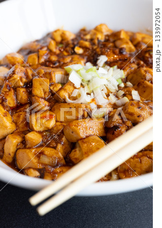 おいしい麻婆豆腐麺 おいしい麻婆豆腐麺 133972054