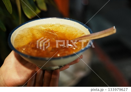 台湾の夏の定番!プルプル食感の愛玉(オーギョーチ)ゼリー 台湾の夏の定番!プルプル食感の愛玉(オーギョーチ)ゼリー 133979627
