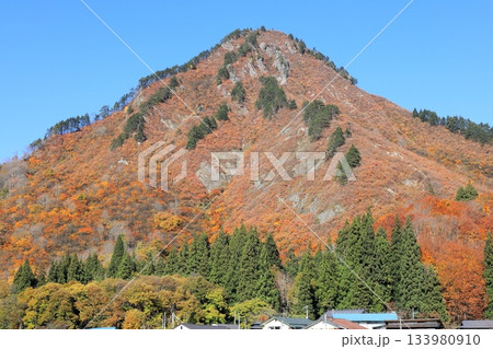 紅葉する蒲生岳/福島県 南会津郡 只見町 紅葉する蒲生岳/福島県 南会津郡 只見町 133980910