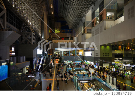 京都駅　駅構内 133984719