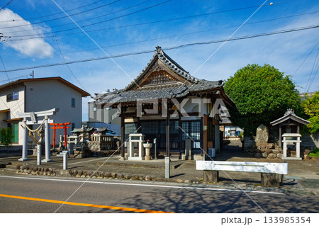 弘法堂と本郷神社 木曽川街道沿い 弘法堂と本郷神社 木曽川街道沿い 133985354