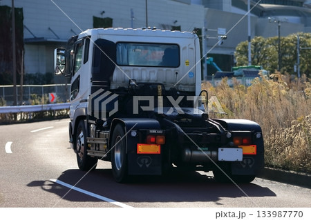 トラクターヘッド　イメージ 133987770