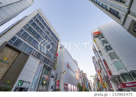 新宿の風景 133991475