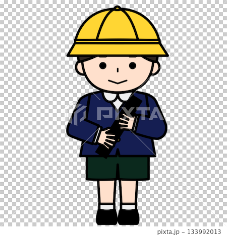 制服姿で卒業証書を抱える男の子 133992013