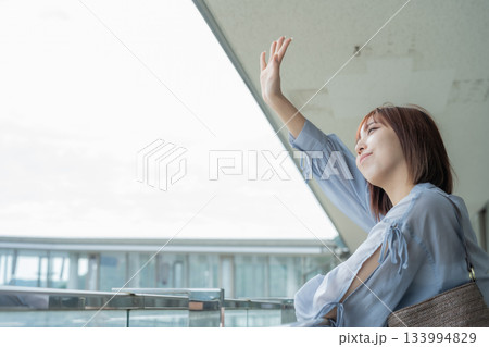 船旅の女性 133994829