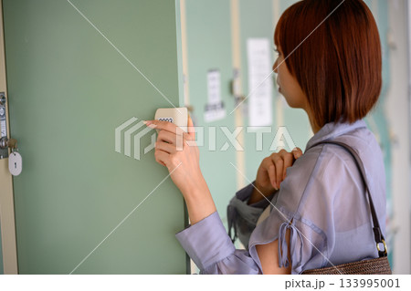 ロッカーで荷物準備 ロッカーで荷物準備 133995001