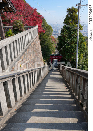 新田次郎の小説「孤高の人」の舞台となった高取山と高取神社(兵庫県神戸市) 新田次郎の小説「孤高の人」の舞台となった高取山と高取神社(兵庫県神戸市) 133998667