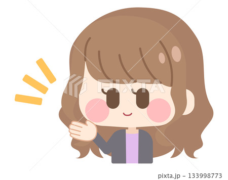 ゆるふわヘアの女の子（スーツ/案内） 133998773