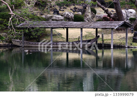 六義園　大泉水 133999079
