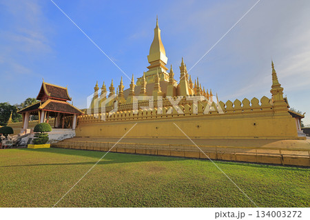 首都ビエンチャンにあるタート・ルアン 首都ビエンチャンにあるタート・ルアン 134003272