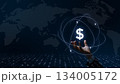 世界金融の中心に浮かぶデジタルドルの象徴 134005172
