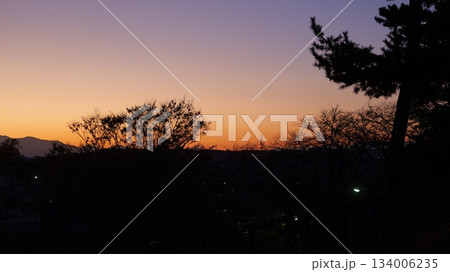 夕暮れ 134006235