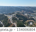 岐阜県八百津の紅葉 杉原千畝記念館付近のドローン撮影風景 134006804