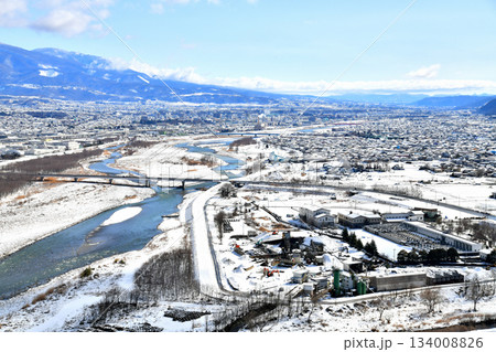 上田市街地を望む(長野県上田市)【2023.2】 上田市街地を望む(長野県上田市)【2023.2】 134008826