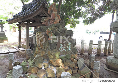 雀神社の狛犬【茨城県古河市】 134009628