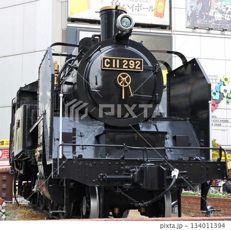 東京港区JR新橋駅のC11形蒸気機関車 東京港区JR新橋駅のC11形蒸気機関車 134011394