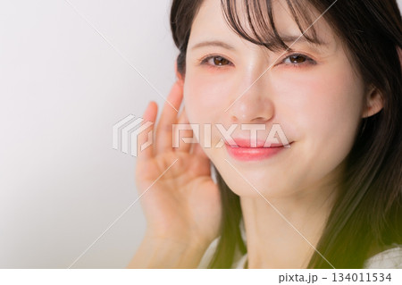 女性　ビューティー 134011534