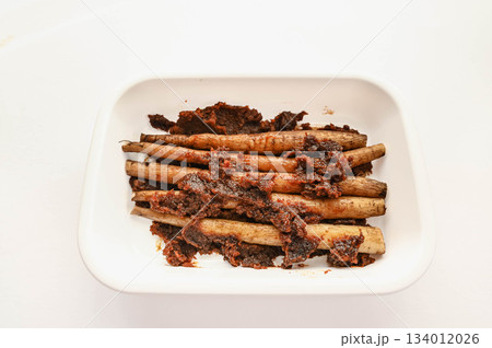味噌を塗ったヤマゴボウ 味噌を塗ったヤマゴボウ 134012026