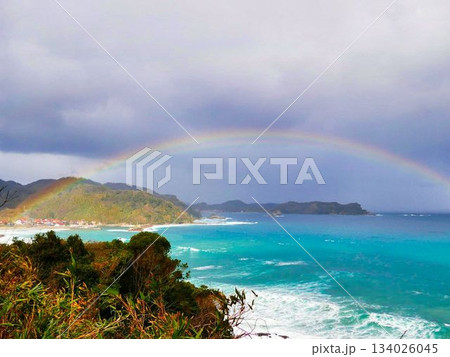 海にかかる虹 海にかかる虹 134026045