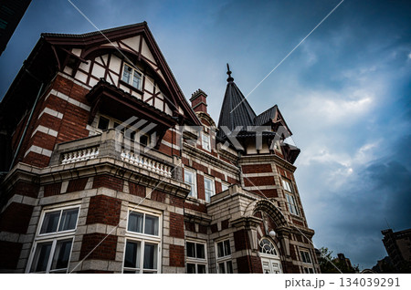 福岡県・門司港レトロの歴史ある町並み 福岡県・門司港レトロの歴史ある町並み 134039291