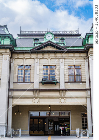 福岡県・門司港レトロの歴史ある町並み 134039303