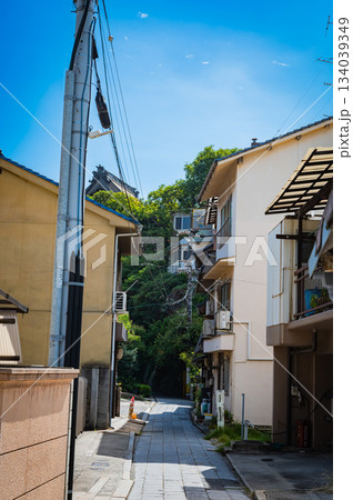 広島県・鞆の浦の歴史ある港町の風景 広島県・鞆の浦の歴史ある港町の風景 134039349