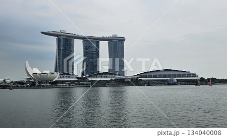 This is marina bay sands with art building This is marina bay sands with art building 134040008