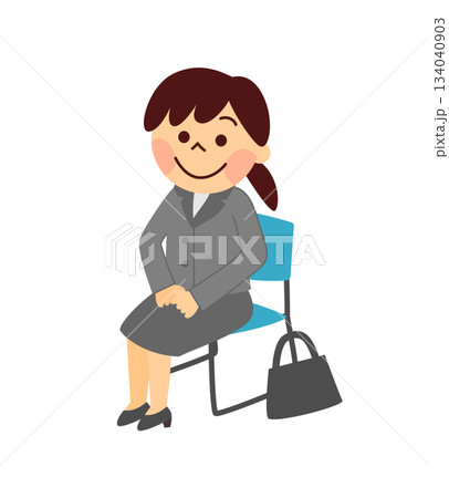 面接を受ける女性 134040903