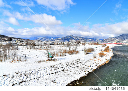常田新橋／千曲川より下流(諏訪形)／上田電鉄千曲川橋梁方面を望む(長野県上田市) 【2023.2】 134041086