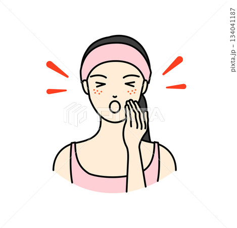 ピンクのタオルターバンを巻いた女性の肌荒れに悩んで叫ぶ美容のイラスト 134041187