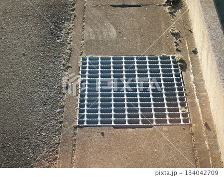 排水溝蓋　グレーチング　B 134042709