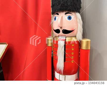 Bright Christmas Tree toys are hanging on the tree 134043138