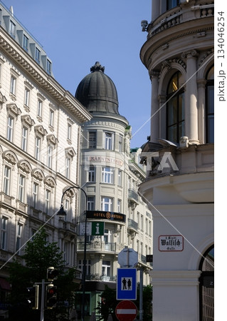 Elegant Vienna Hotel Karntnerhof Street View 134046254