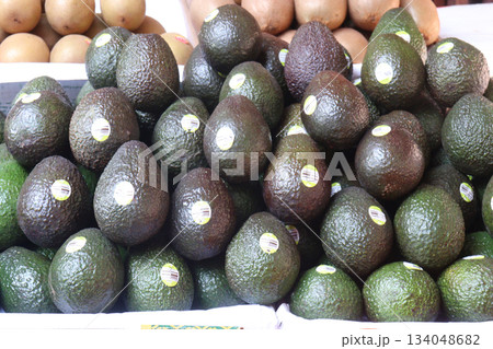 Avocado on shop for sell are cash crops Avocado on shop for sell are cash crops 134048682