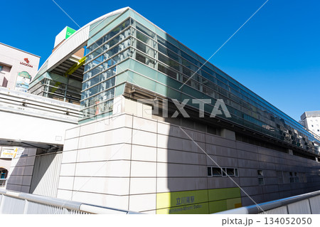 立川南駅から多摩モノレールに乗車　東京都立川市柴崎町 134052050