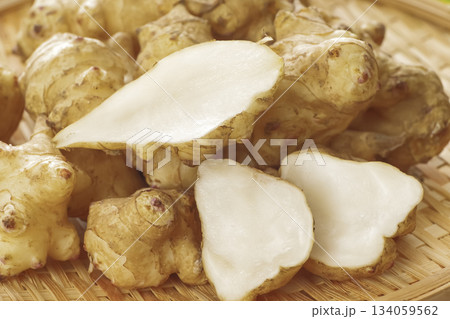 健康と美容に嬉しいスーパーフード菊芋 健康と美容に嬉しいスーパーフード菊芋 134059562