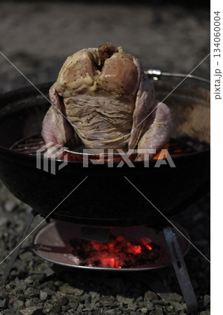ビア缶チキン 鶏の丸焼き ビア缶チキン 鶏の丸焼き 134060004
