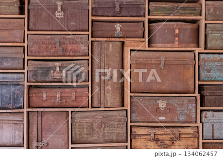 India, old suitcases used as decoration in a haveli in Mandawa. India, old suitcases used as decoration in a haveli in Mandawa. 134062457