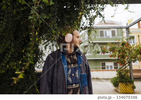 Gentle morning amble in residential outdoor space with music 134070386